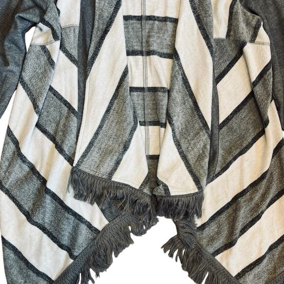 Anthropologie Saturday Sunday Sz L Gray White Stripe Fringe Cardigan Elsie Boho - Picture 7 of 12
